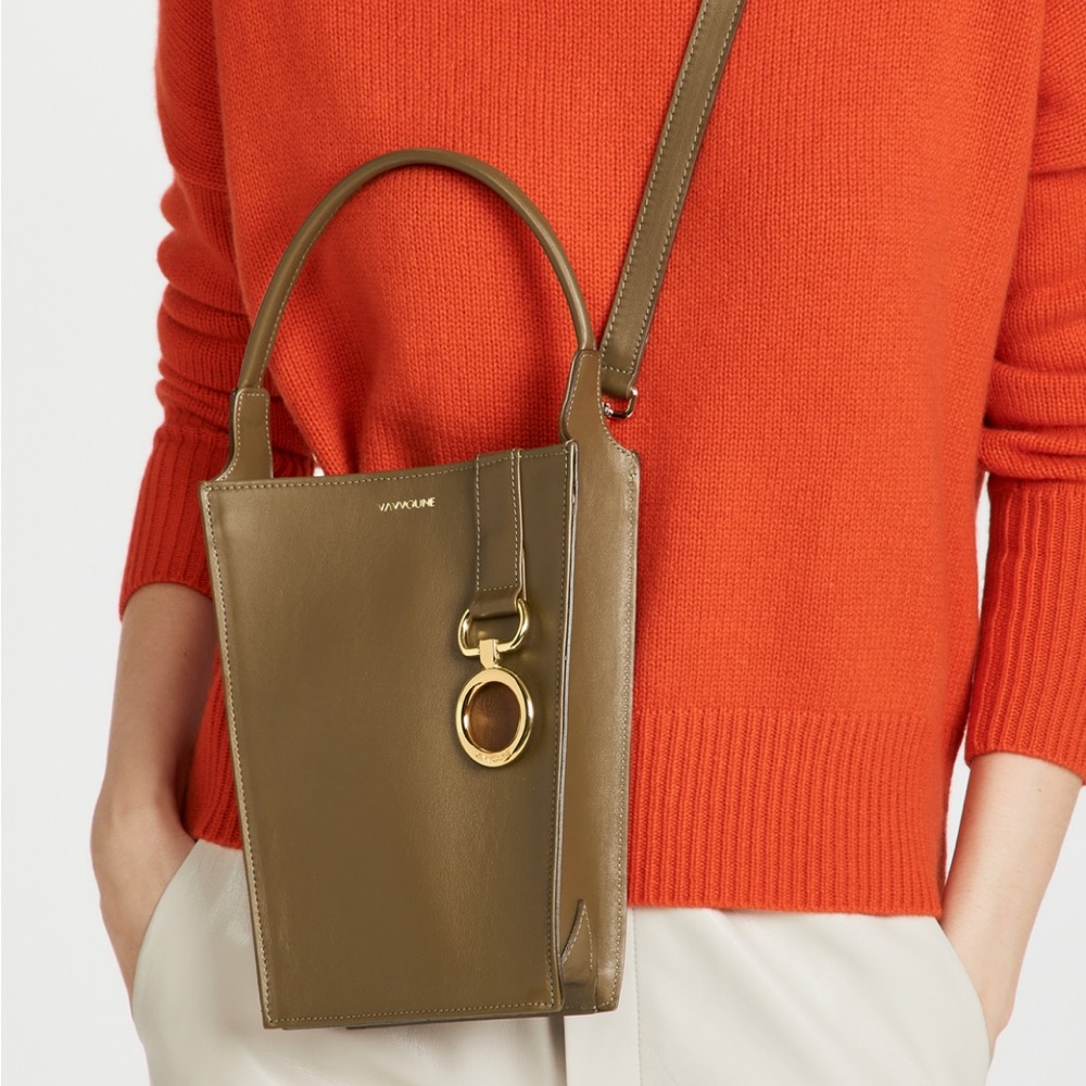 Vavvoune leather bag